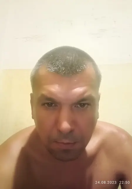 Анатолий из Новопскова, мне 40, познакомлюсь без обязательств