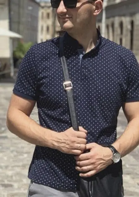 Олег из Ивано-Франковска, ищу на сайте знакомства без обязательств