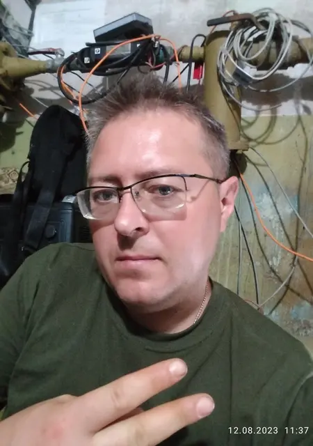 Я Женя, 41, знакомлюсь без обязательств в Синельникове