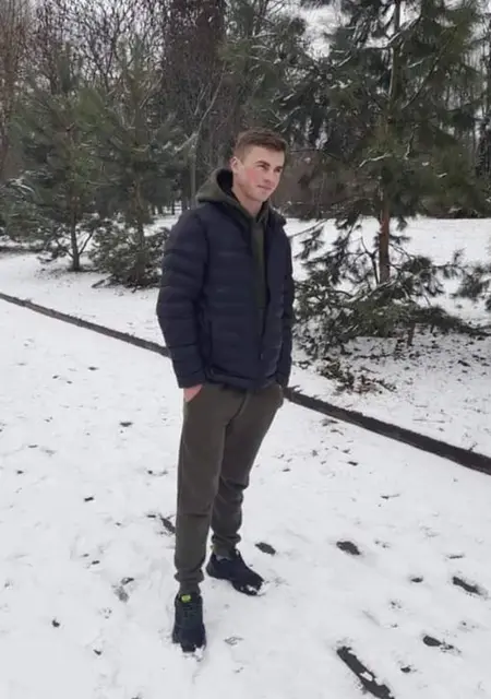 Я Олександр, 27, знакомлюсь без обязательств в Житомире