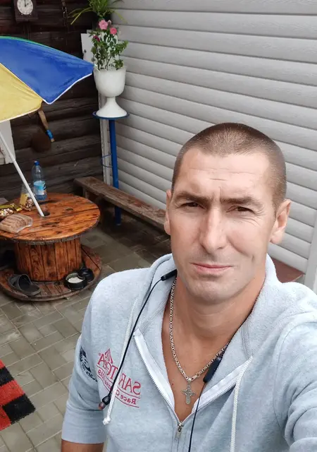 Я Пашка, 41, из Борисова, ищу знакомства без обязательств