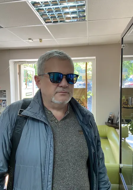 Иван из Кривого Рога, ищу на сайте знакомства без обязательств