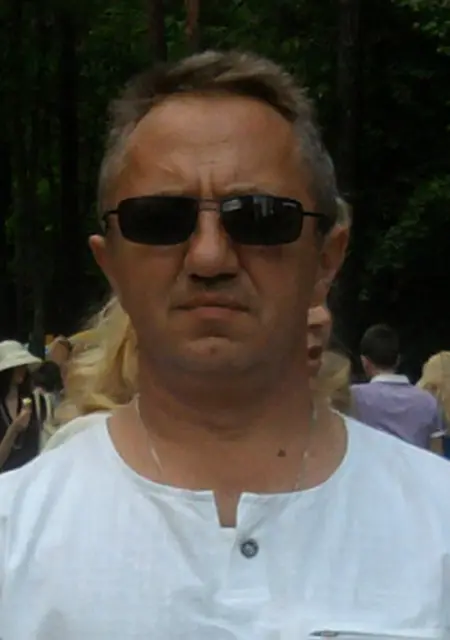 Слава из Жлобина, ищу на сайте знакомства на одну ночь