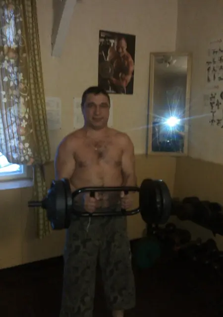 Я Дмитрий, 47, из Орши, ищу знакомства без обязательств