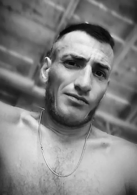 Я Олексій, 30, знакомлюсь на одну ночь в Каменском