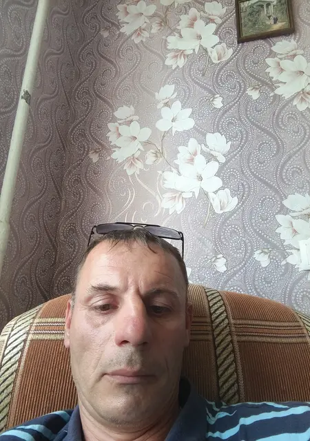 Я Виктор, 43, знакомлюсь без обязательств в Борисове