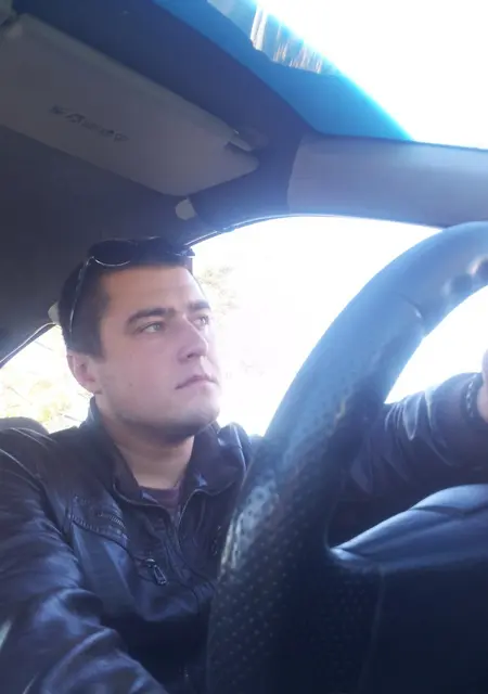 Я Олег, 33, из Полоцка, ищу знакомства без обязательств