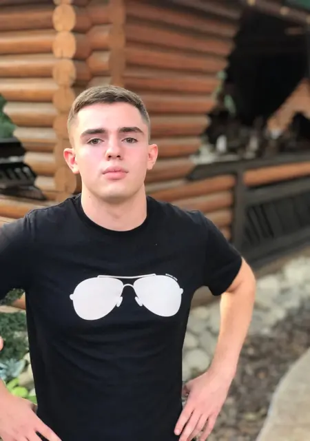 Алик из Одессы, ищу на сайте общение