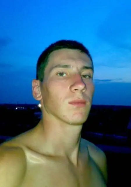 Иван з Старобільськ, мені 36 років, познайомлюсь на одну ніч