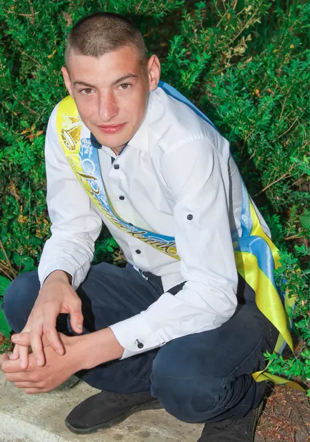 Сергій з Одеси, мені 20 років, познайомлюсь для відкриті стосунки