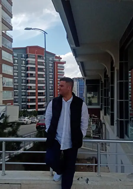 Anl из Анкары, ищу на сайте знакомства без обязательств