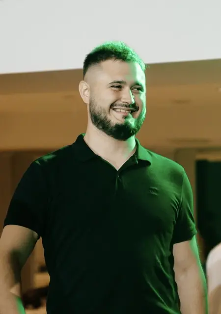 Vergyu из Кишинёва, мне 22, познакомлюсь для приятного времяпровождения