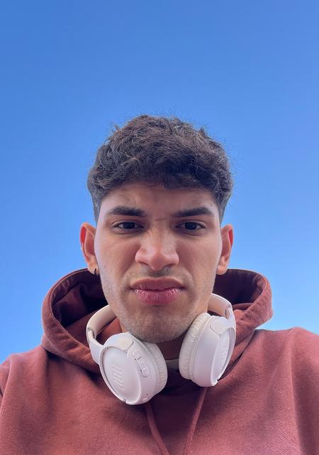 Gustavo из Михас, ищу на сайте знакомства на одну ночь