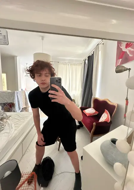 Я Владислав, 24, из Катовице, ищу знакомство для постоянных отношений