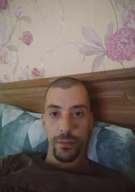 Александр из Краматорска, мне 36, познакомлюсь на одну ночь