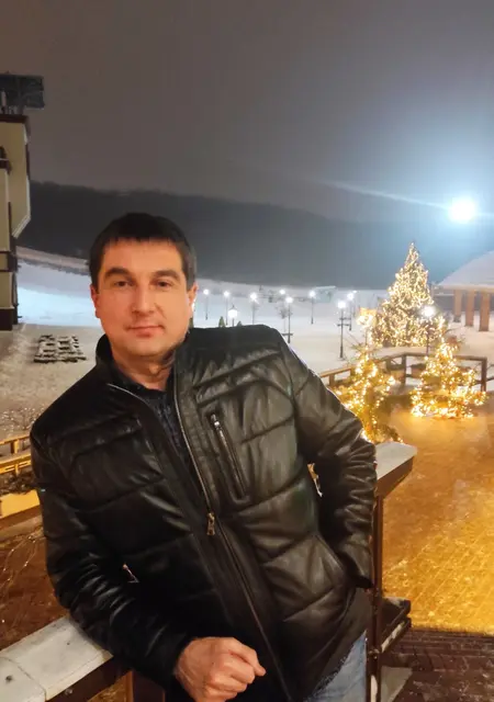 Дмитрий з Дніпра, мені 40 років, познайомлюсь для приємного проведення часу