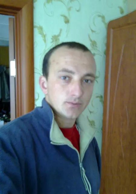 Андрей из Нежина, ищу на сайте постоянные отношения