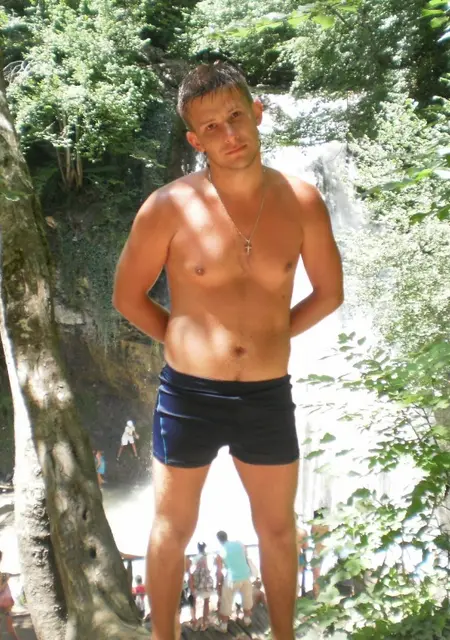 Я Дима, 40, знакомлюсь без обязательств в Сумах