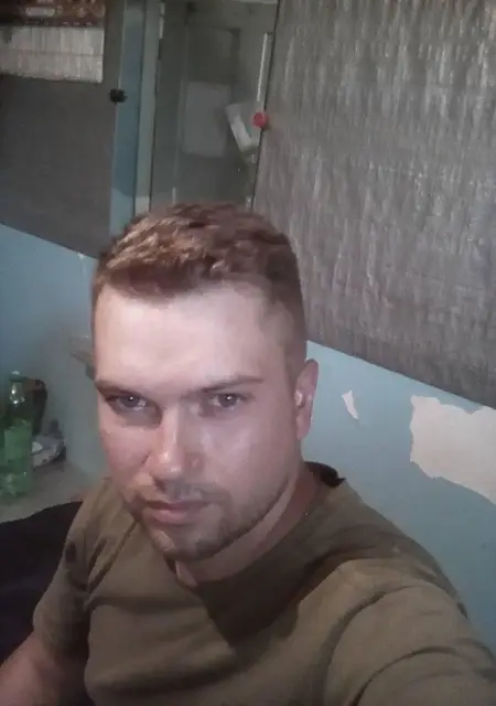 Я Анрей, 36, знакомлюсь для приятного времяпровождения в Чернигове