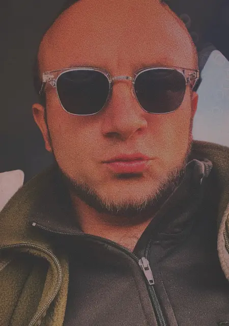 Nikoloss из Першотравенска, ищу на сайте знакомства на одну ночь