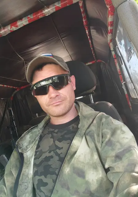 Я Виталик, 37, из Харцызска, ищу знакомства без обязательств