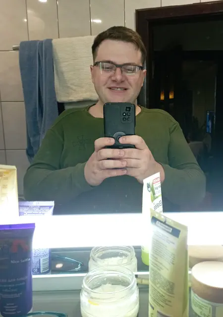 Я Влад, 28, знакомлюсь на одну ночь в Конотопе