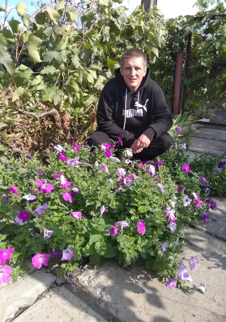 Я Roma, 39 років, знайомлюсь без зобов'язань у Кривому Розі