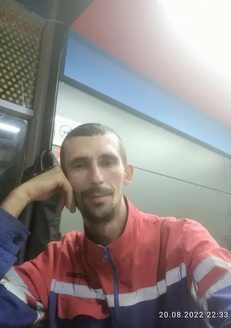 Я Сергей, 35 років з Донецька, шукаю знайомство для приємного проведення часу