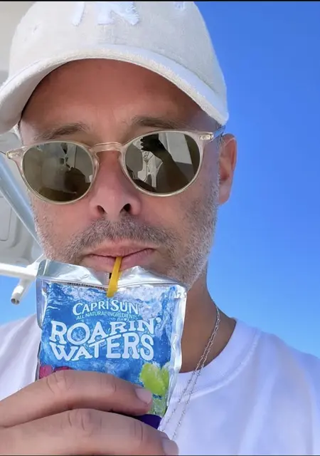 Я Артур, 24, знакомлюсь без обязательств в Хмельницком