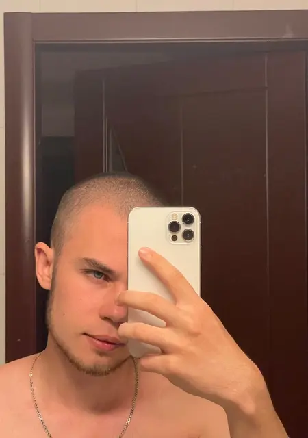 Я Ива, 20, из Днепра, ищу знакомство для общения