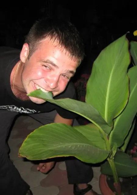 Я Вадим, 37, знакомлюсь на одну ночь в Херсоне