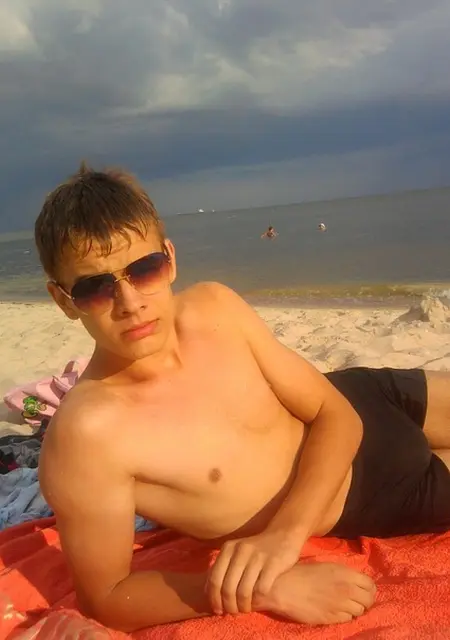 Константин из Николаева, мне 34, познакомлюсь на одну ночь