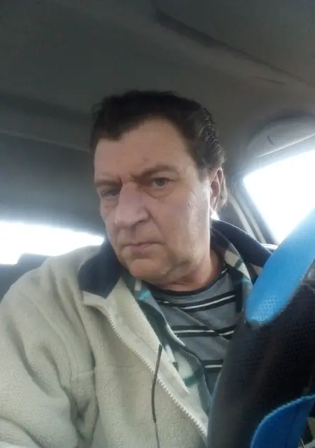 Я Анатолий, 51, знакомлюсь без обязательств в Днепре