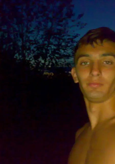 Я Эрик, 34, знакомлюсь без обязательств в Мариуполе