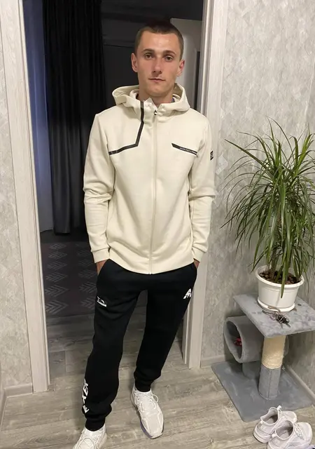 Я Vlad, 29, из Черкасс, ищу знакомства без обязательств