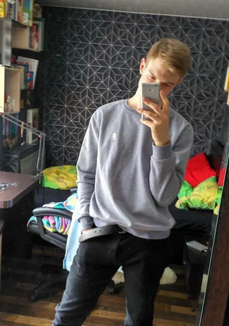 Daniil из Баку, ищу на сайте знакомства на одну ночь