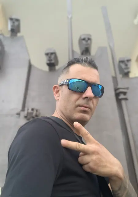 Я Danete, 43, из Малаги, ищу знакомства без обязательств