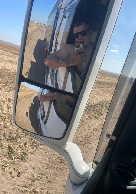 Я Денис, 22, из Мелитополя, ищу знакомство для дружбы