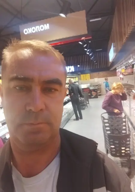 Виталий из Донецка, ищу на сайте знакомства на одну ночь