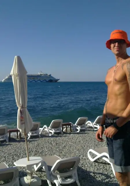 Я Андрей, 42 років з Львова, шукаю знайомство для вірт