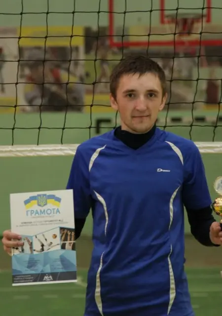 Я Саша, 28, из Переяслава-Хмельницкого, ищу знакомства на одну ночь