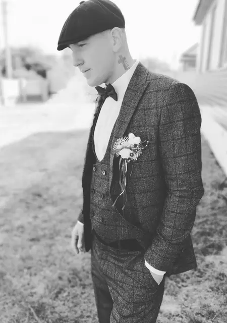 Я Валентин, 30, знакомлюсь для приятного времяпровождения в Львове