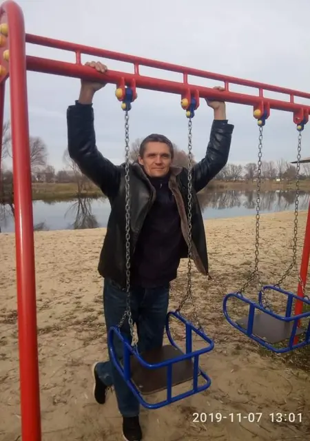 Сергей из Ковеля, ищу на сайте знакомства без обязательств