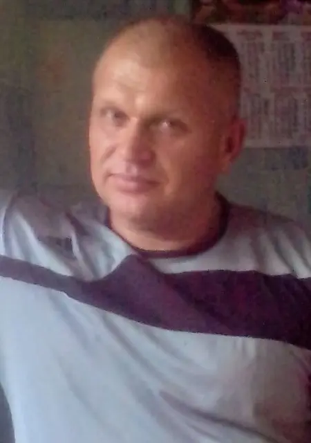 Andrik из Горловки, мне 54, познакомлюсь для приятного времяпровождения