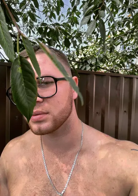 Денис из Измаила, мне 29, познакомлюсь для приятного времяпровождения