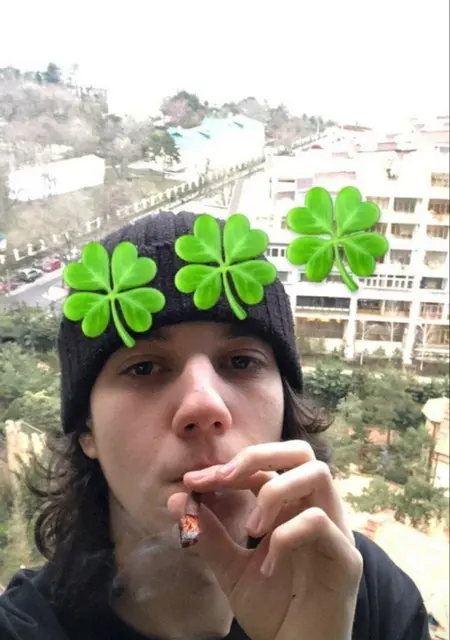 Саша из Бердичева, ищу на сайте знакомства без обязательств