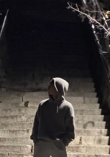 Я Айдын, 21, из Франкфурта-на-майне, ищу знакомство для приятного времяпровождения