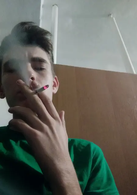 Yastreb из Перевальска, мне 21, познакомлюсь на одну ночь