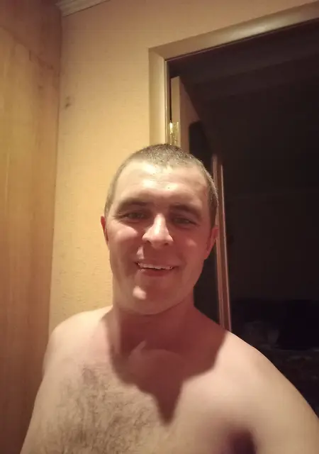 Я Виктор, 34, знакомлюсь для приятного времяпровождения в Новопскове