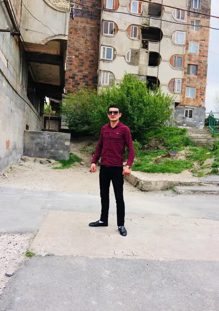 Костя из Чернигова, ищу на сайте постоянные отношения